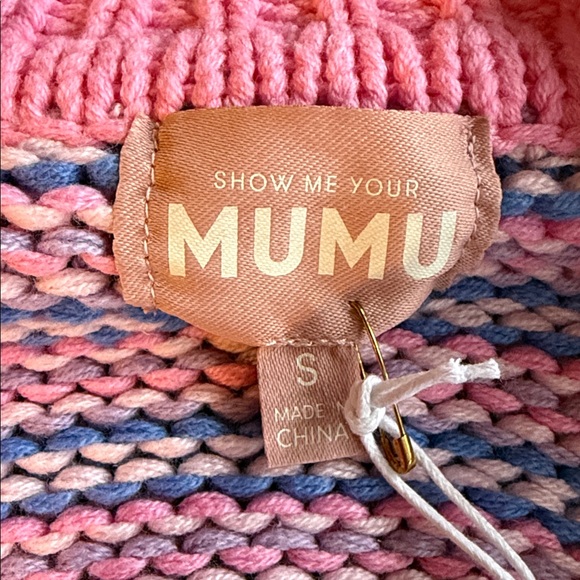 Show me your mumu sweater - Picture 3 of 5